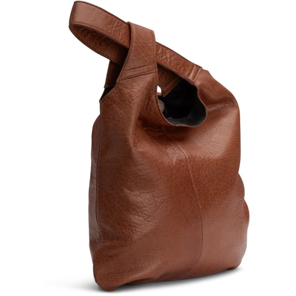 Muud Dzana Taske - Lder, Rich Brown