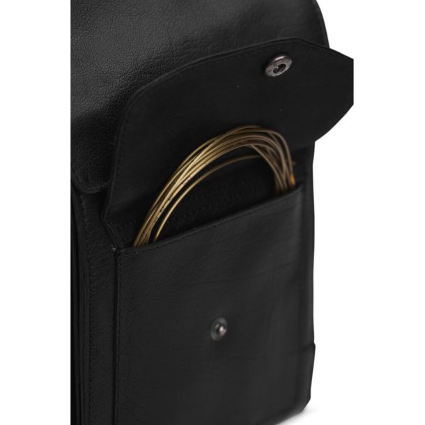 Muud Betina XL Etui - Lder, Sort