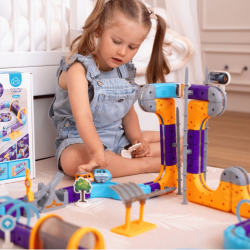 Magnetisk Togbane med Anti-Gravity Effekt � 126 dele, 2 tog og 3D-baner