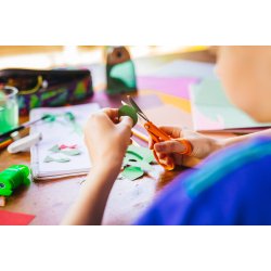 Fiskars børnesaks orange, højre