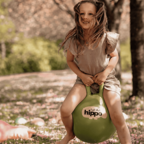 Find That Hippo hoppebold � old gold