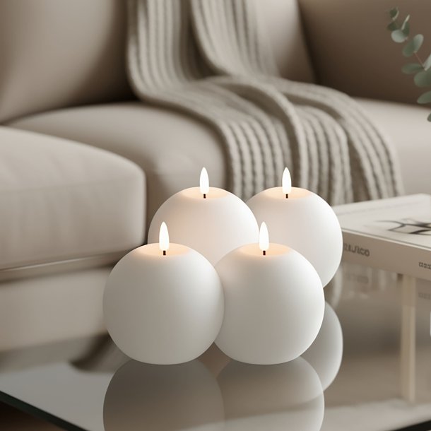 LED Kuglelys Hvid 4-Pak m/Fjernbetjening � �7,5 cm