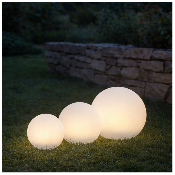 Solcelle LED lyskugler til haven � 3 stk s�t �15, �20 og �25 cm