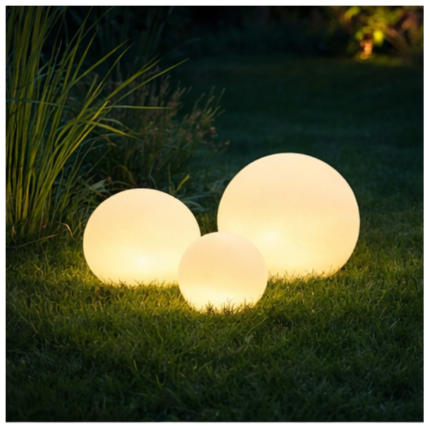 Solcelle LED lyskugler til haven � 3 stk s�t �15, �20 og �25 cm