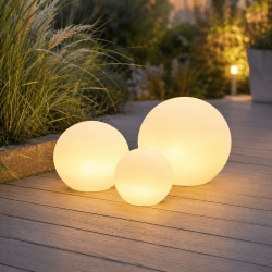 Solcelle LED lyskugler til haven � 3 stk s�t �15, �20 og �25 cm