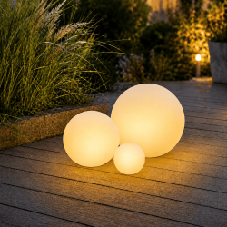 Solcelle LED lyskugler til haven � 3 stk s�t �15, �25 og �30 cm