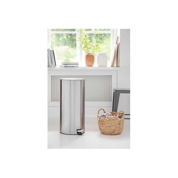 Steel-function, Como soptunna 30 l