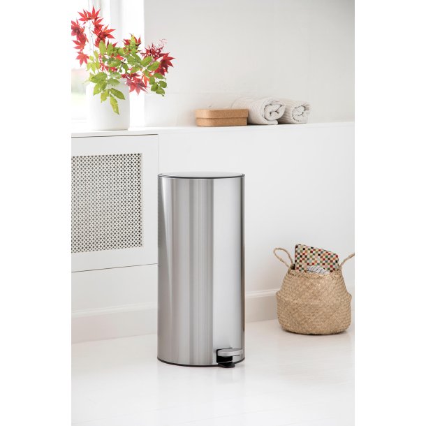 Steel-function, Como soptunna 30 l