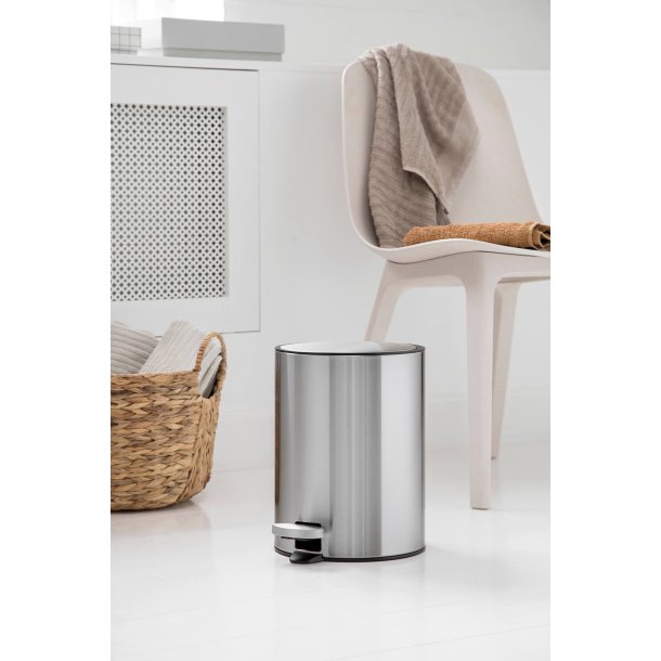 Steel-function, Como soptunna 5 l