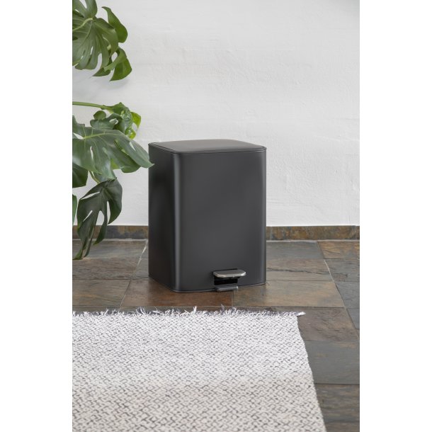 Steel-function, Fyrkantig svart soptunna 11,5 l