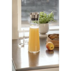 Steel-function, Glaskaraff med st�llock