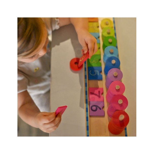T�lle- og farvepuslespil i tr� � Montessori l�ring med 56 dele