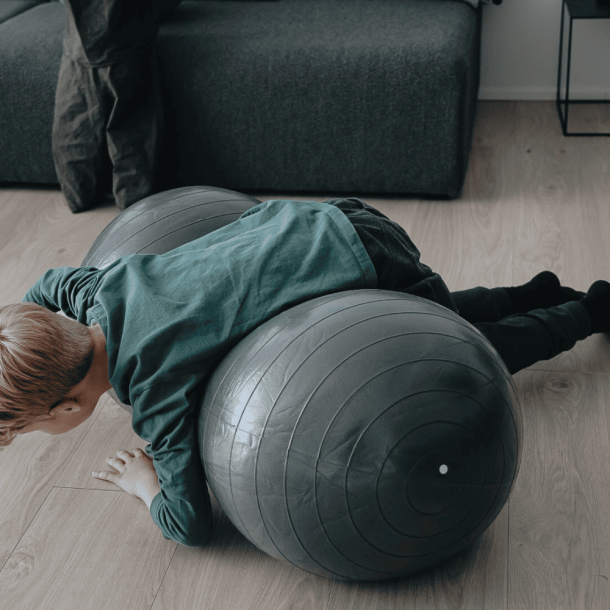 Peanutformet Balancebold 100 cm � Dark Grey